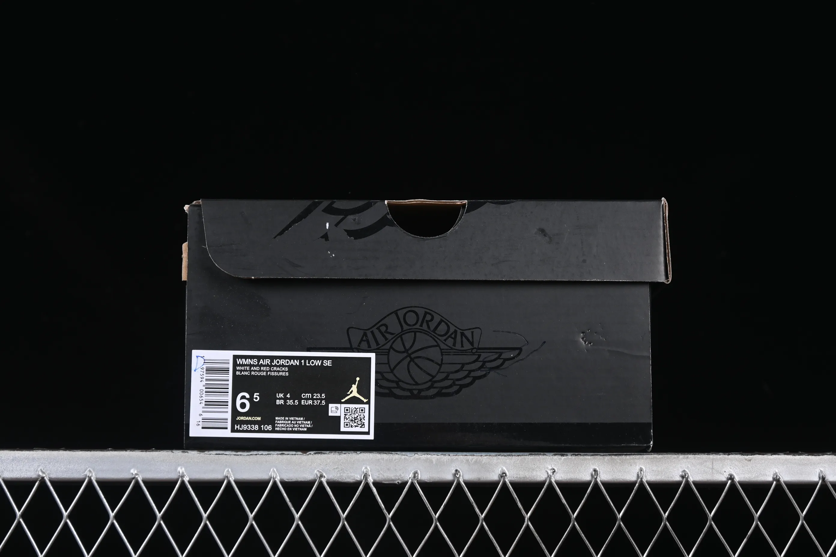 All categories Air Jordan Jordan series basketball shoes Air Jordan 1 Low Air Jordan 1 Low AJ1 Joe 1 white and red low-top cultural and casual sneakers HJ9338-106